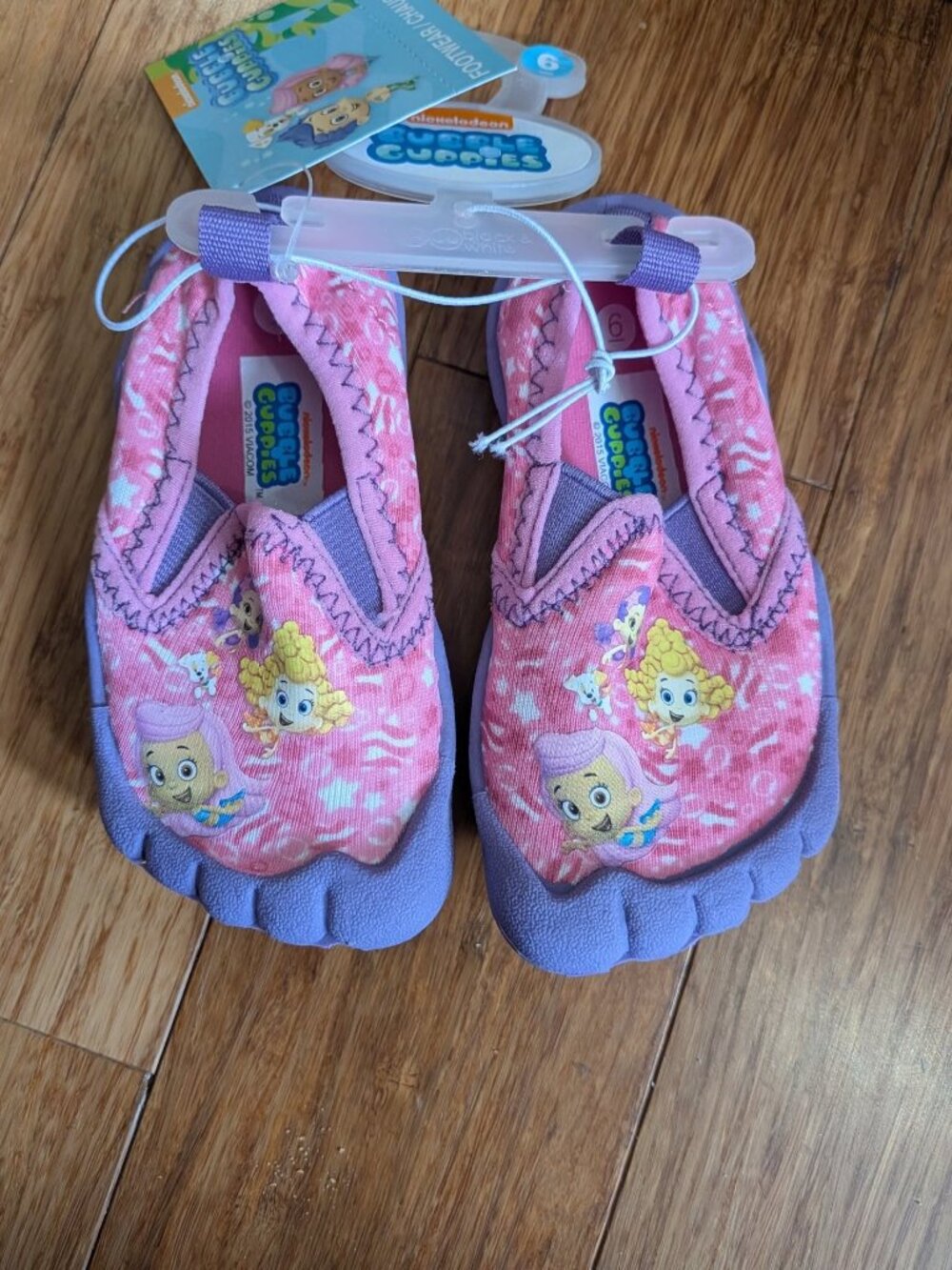 Bubble Guppy Water shoes, Brand new